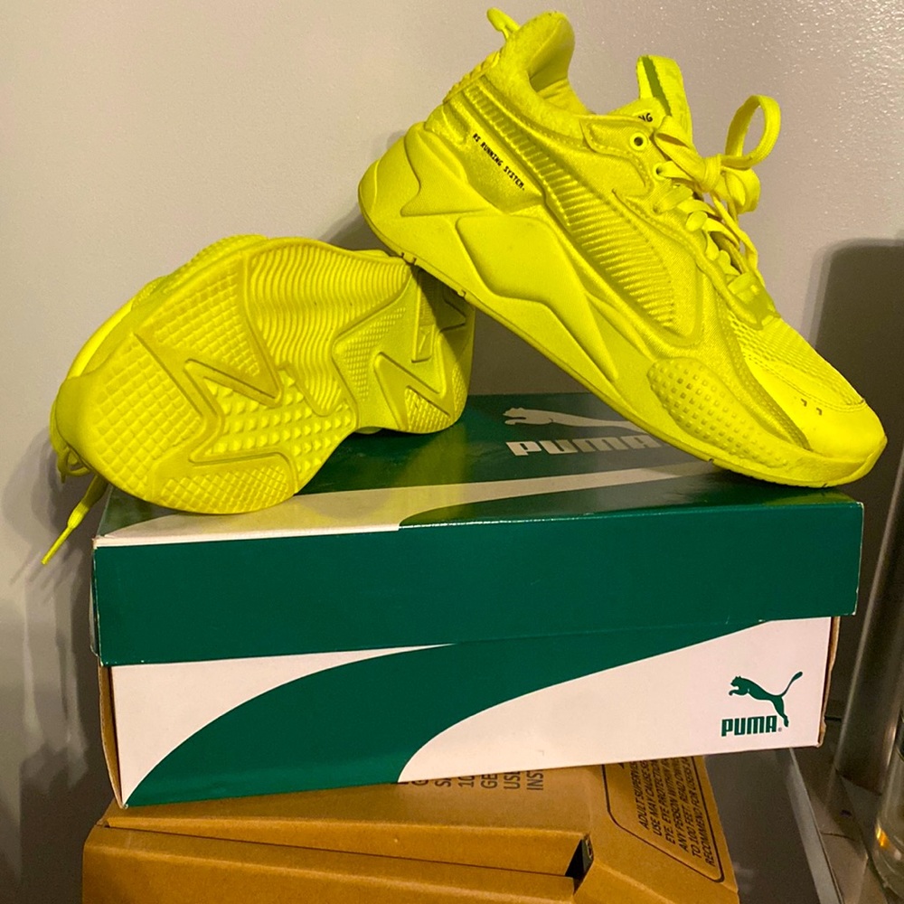 USED RS-X pumas, neon yellow, comes with original box